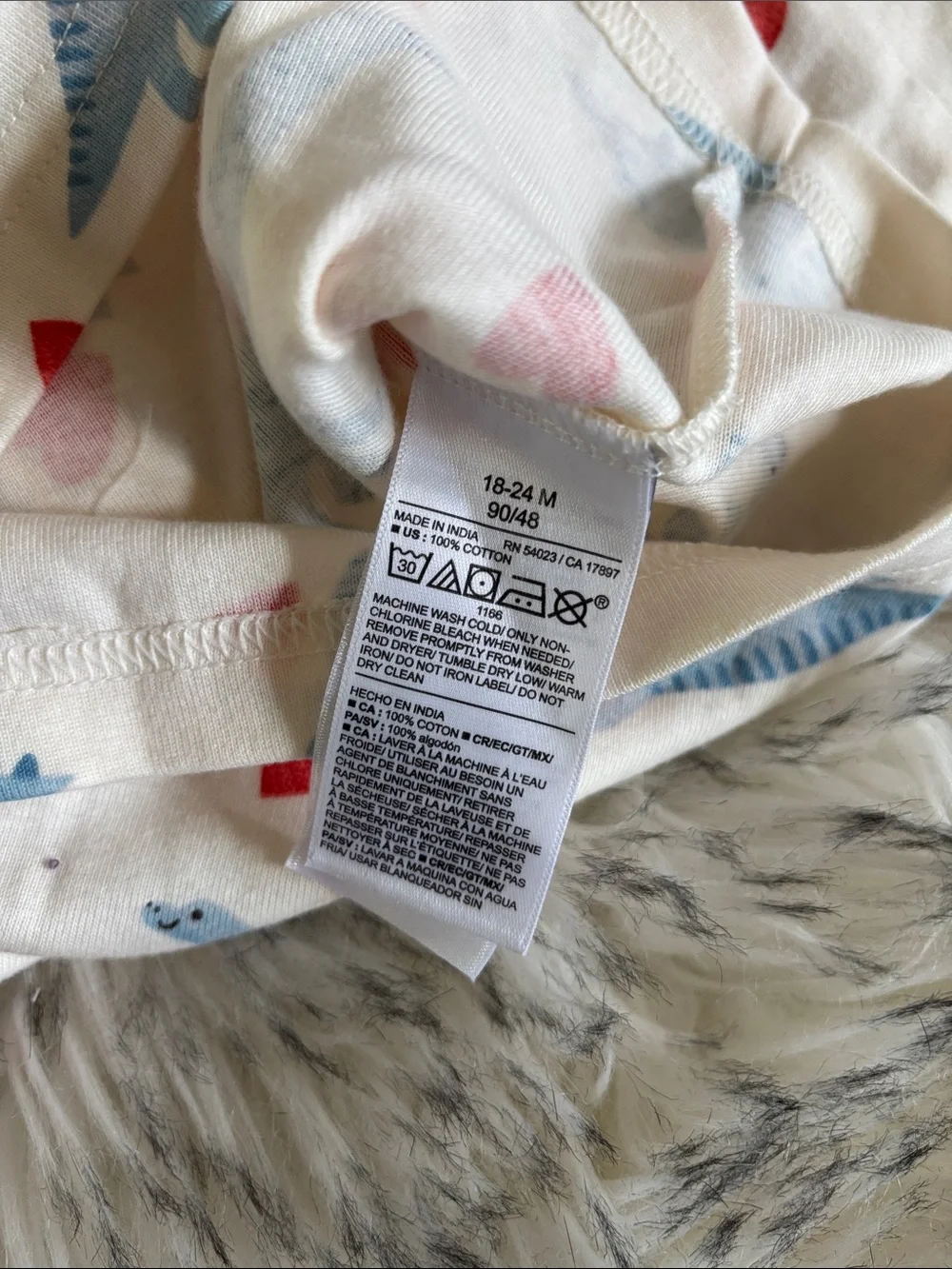 18-24M NWT Old Navy Dinosaur Hearts Snug Fit Baby Pajama Set